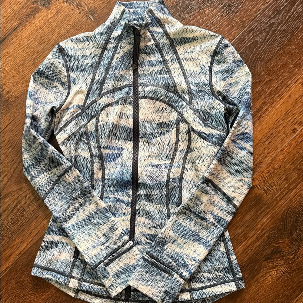 lululemon athletica Blue and Gray Jacket